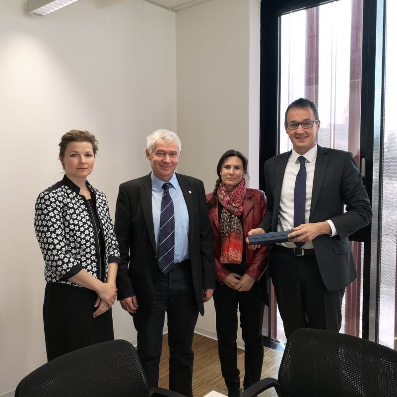 Gruppenfoto vom Besuch des ungarischen Generalstaatsanwalts bei der Generalprokuratur Gruppenfoto