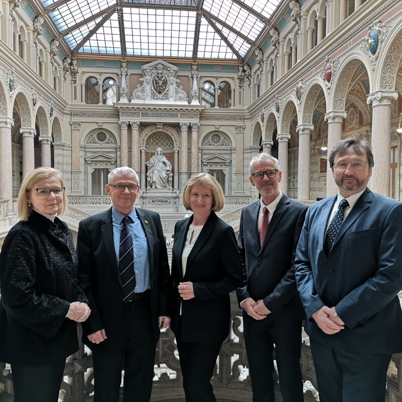  Besuch des ungarischen Generalstaatsanwalts bei der Generalprokuratur