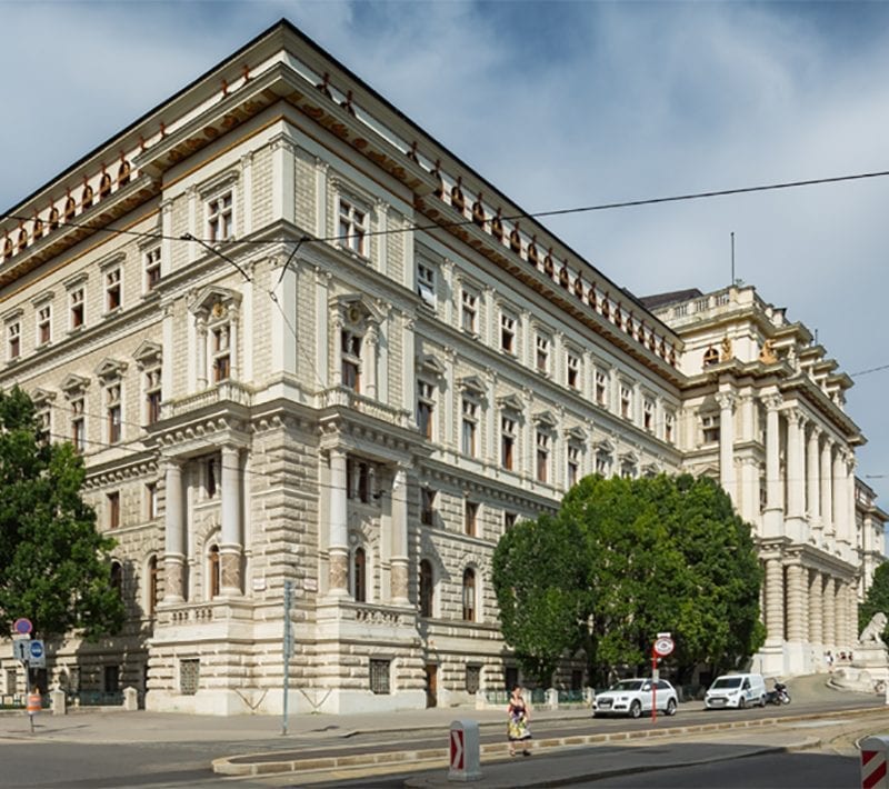  Justizpalast in Wien - Außenansicht